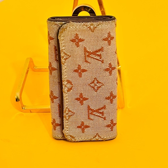 Louis Vuitton denim Monogram keyholder - Picture 1 of 10